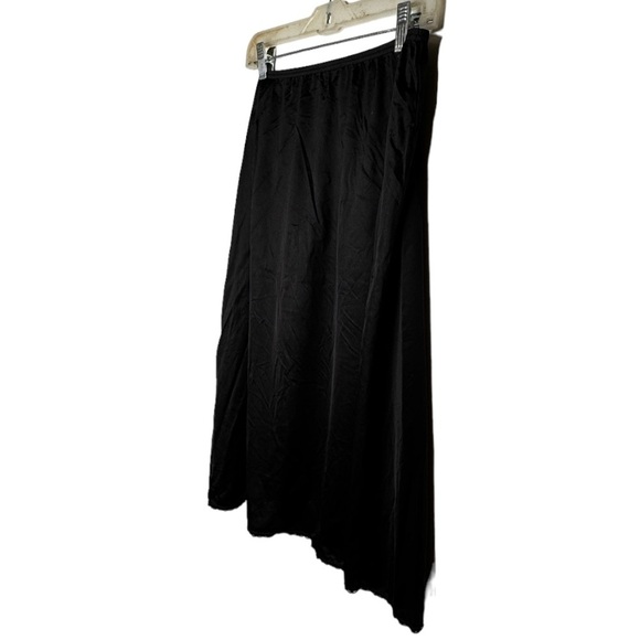 Vintage Vanity Fair Black Nylon‎ Slip - Picture 2 of 4